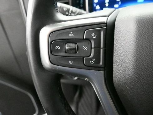 Used 2023 Chevrolet Silverado 1500 LT AWD/4WD image 19