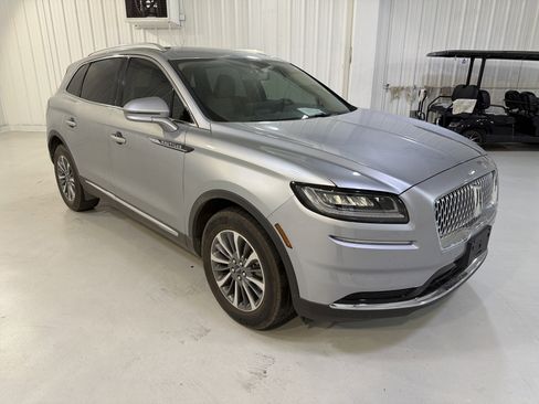 Used 2023 Lincoln Nautilus AWD w/ Premium Package image 7