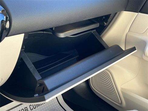 Certified 2022 Mercedes-Benz GLA 250 4MATIC image 32