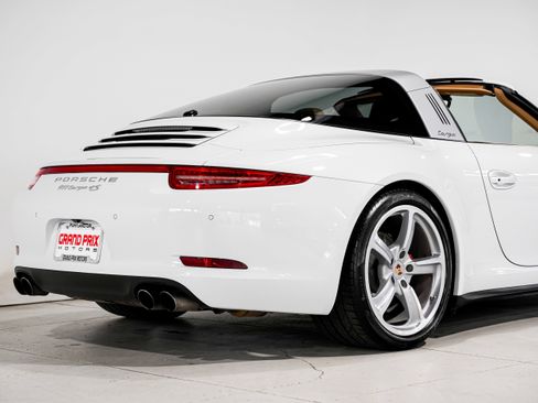 Used 2015 Porsche 911 Targa 4S image 36
