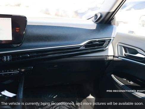 Used 2024 Toyota Mirai w/ Advanced Technology Package image 27