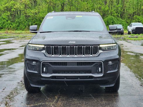 New 2025 Jeep Grand Cherokee L Overland AWD/4WD image 14