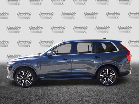 Used 2022 Volvo XC90 T6 Momentum w/ Advanced Package image 6