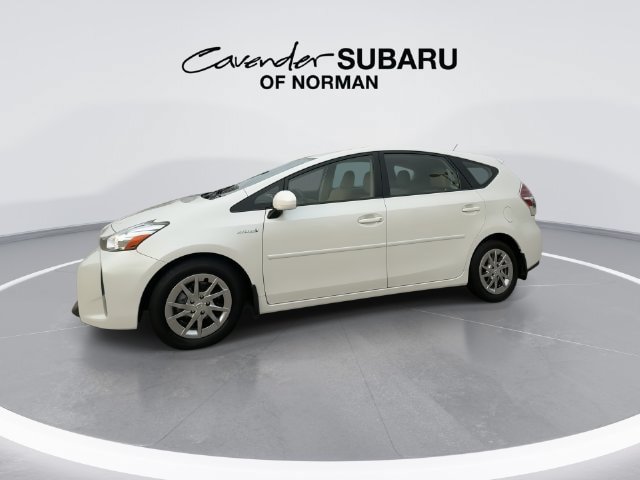 Used 2016 Toyota Prius V Four FWD image 6