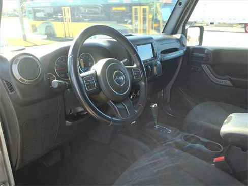 Used 2018 Jeep Wrangler Unlimited Sport S image 8