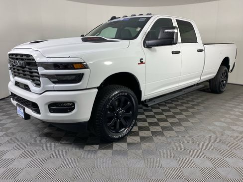 New 2026 RAM 2500 Tradesman AWD/4WD image 13