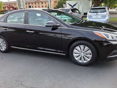 Used 2016 Hyundai Sonata SE FWD image 6