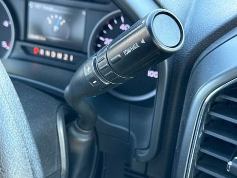 Used 2019 Ford F250 XLT w/ XLT Value Package image 25