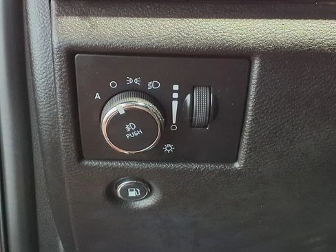 Used 2019 Jeep Grand Cherokee High Altitude AWD/4WD image 19