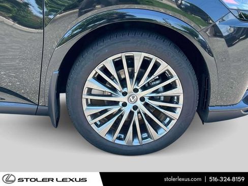 Certified 2023 Lexus RX 350 AWD w/ Accessory Package image 10