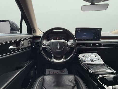 Used 2022 Lincoln Nautilus Reserve w/ Equipment Group 201A image 13