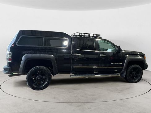 Used 2015 GMC Sierra 2500 Denali w/ Driver Alert Package AWD/4WD image 7