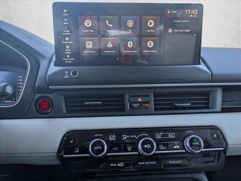 New 2026 Honda Pilot Touring image 12