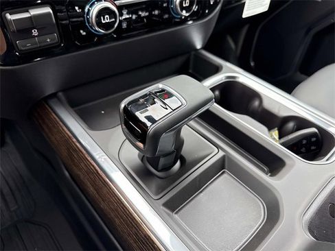 New 2026 GMC Sierra 1500 Elevation image 26