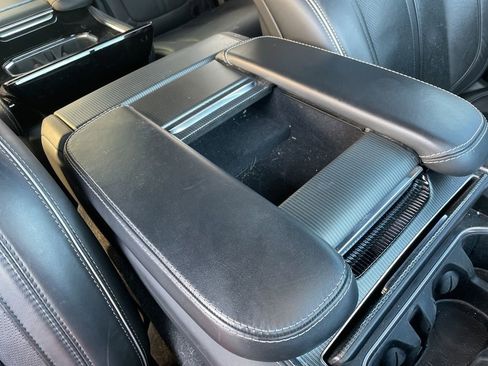 Used 2022 Jeep Grand Wagoneer Series II image 45