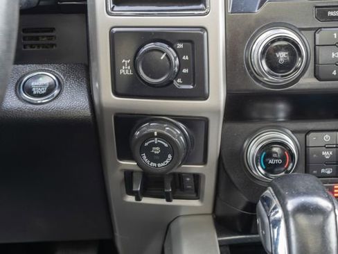 Used 2020 Ford F150 Lariat w/ Equipment Group 502A Luxury image 32