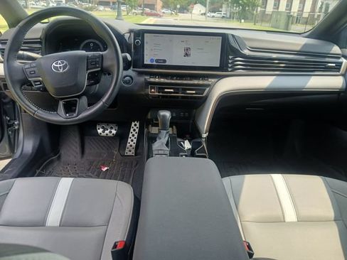 Used 2025 Toyota Camry SE w/ Multimedia Upgrade Package FWD image 40