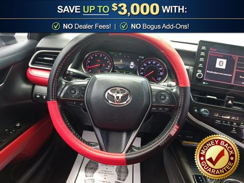 Used 2021 Toyota Camry XSE FWD image 18