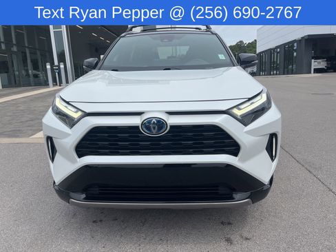 Used 2024 Toyota RAV4 XSE AWD/4WD image 2