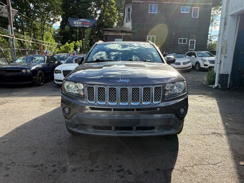 Used 2014 Jeep Compass Latitude AWD/4WD image 15