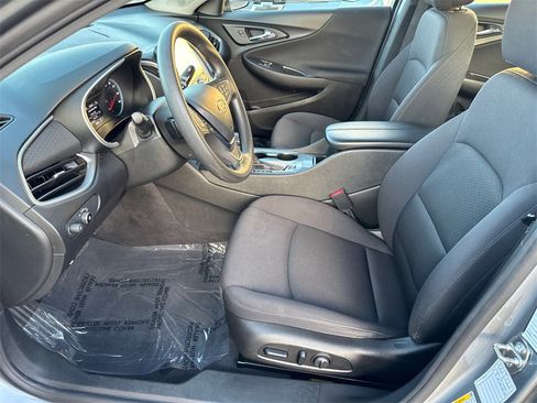 Used 2023 Chevrolet Malibu LT image 25