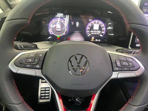 New 2025 Volkswagen GTI SE image 20