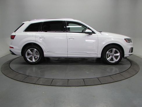 Used 2024 Audi Q7 2.0T Premium Plus AWD/4WD image 8