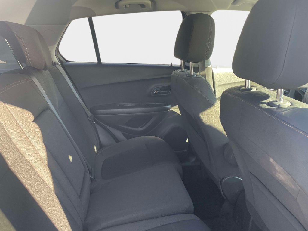 Used 2022 Chevrolet Trax LS w/ Tint and Cruise Package FWD image 12