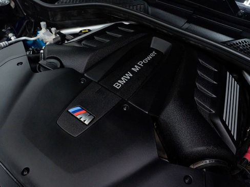 Used 2018 BMW X5 M image 51