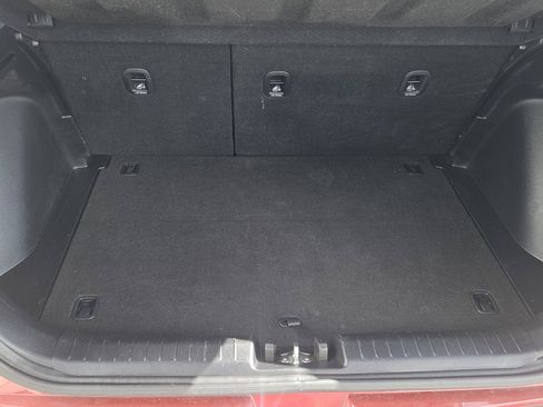 Used 2025 Hyundai Venue SEL FWD image 22