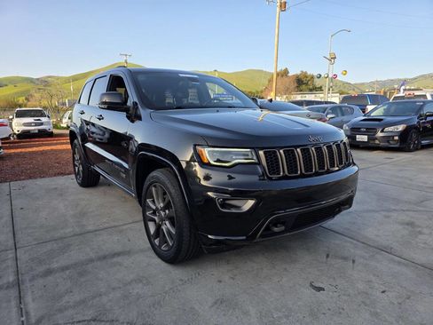 Used 2016 Jeep Grand Cherokee Limited 75th Anniversary image 3