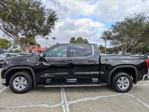 Used 2024 GMC Sierra 1500 SLE image 3