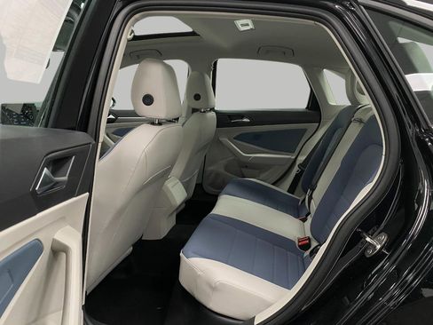 New 2026 Volkswagen Jetta SE image 25