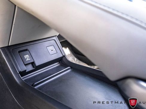 Used 2025 Acura RDX w/ Technology Package image 37