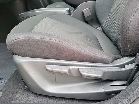 New 2026 Nissan Leaf image 12