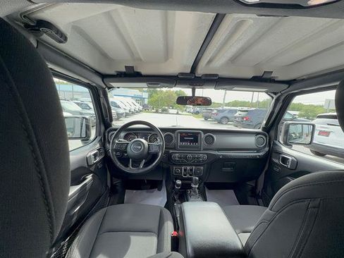 Used 2022 Jeep Wrangler Unlimited Sport AWD/4WD image 18