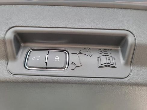 New 2025 Ford Explorer Active w/ Active Comfort Package image 10