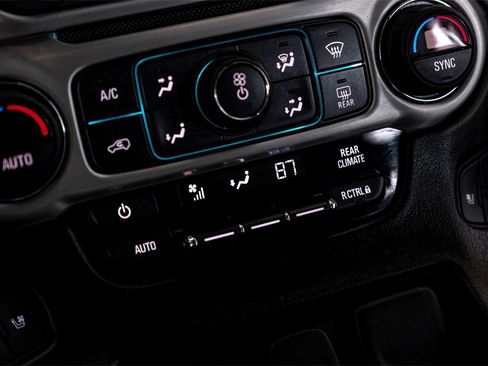 Used 2018 GMC Yukon SLT w/ Open Road Package image 26