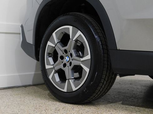 Used 2024 BMW X1 xDrive28i image 7