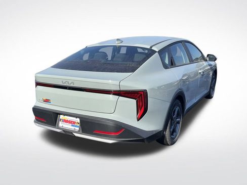 New 2026 Kia K4 LXS image 5