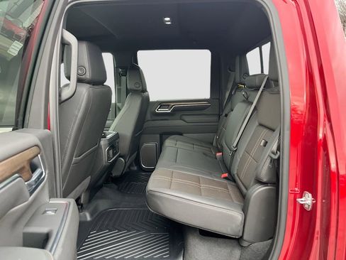 Used 2025 Chevrolet Silverado 3500 High Country AWD/4WD image 25