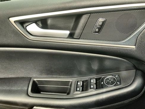 Used 2024 Ford Edge SEL w/ Convenience Package image 13