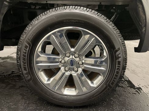 Used 2019 Ford F150 Lariat w/ Equipment Group 502A Luxury image 27