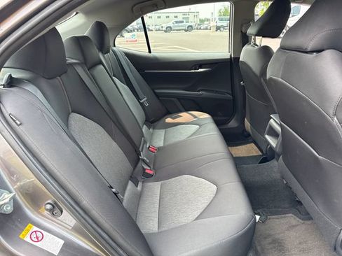 Used 2019 Toyota Camry LE w/ Carpet Mat Package FWD image 14