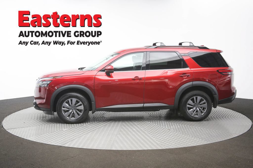Used 2024 Nissan Pathfinder SV AWD/4WD image 62