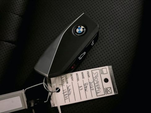 Used 2025 BMW X3 xDrive30i w/ Premium Package AWD/4WD image 14