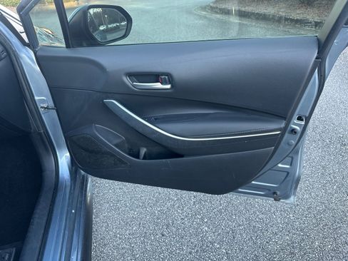 Used 2020 Toyota Corolla SE w/ SE Premium Package image 14