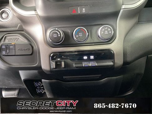 Used 2019 RAM 3500 Big Horn image 23
