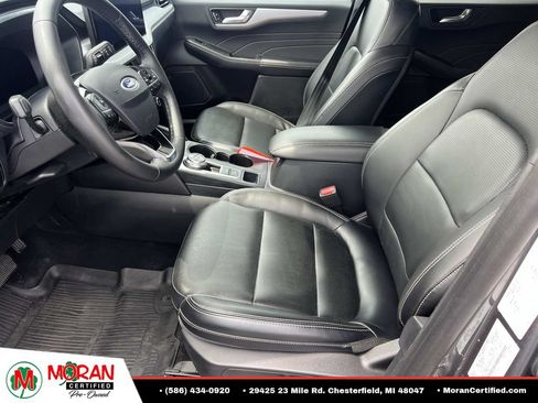 Used 2023 Ford Escape Platinum AWD/4WD image 18