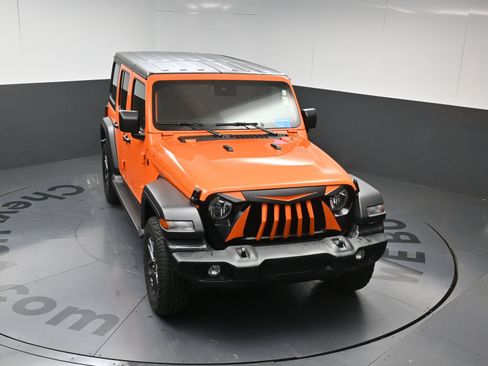 Used 2025 Jeep Wrangler Unlimited Sport AWD/4WD image 22